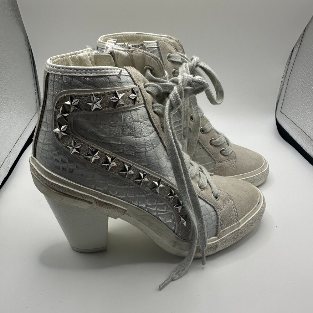 Vintage Havana Remiee Star Studded Washed Croc Sneakers - Size 6.5